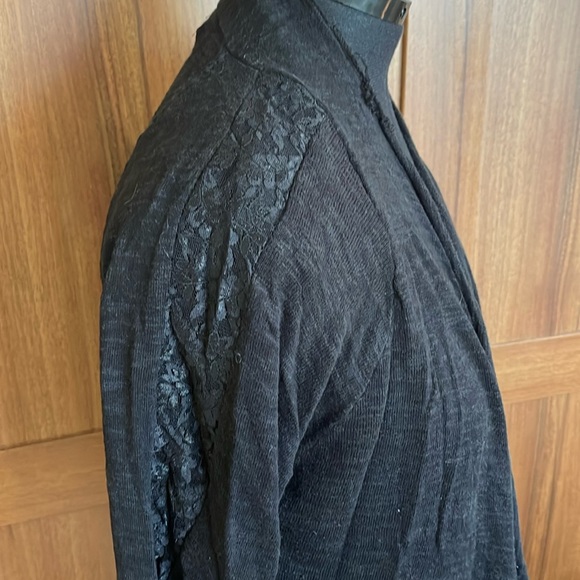 Knox Rose Cartigan - Picture 2 of 3